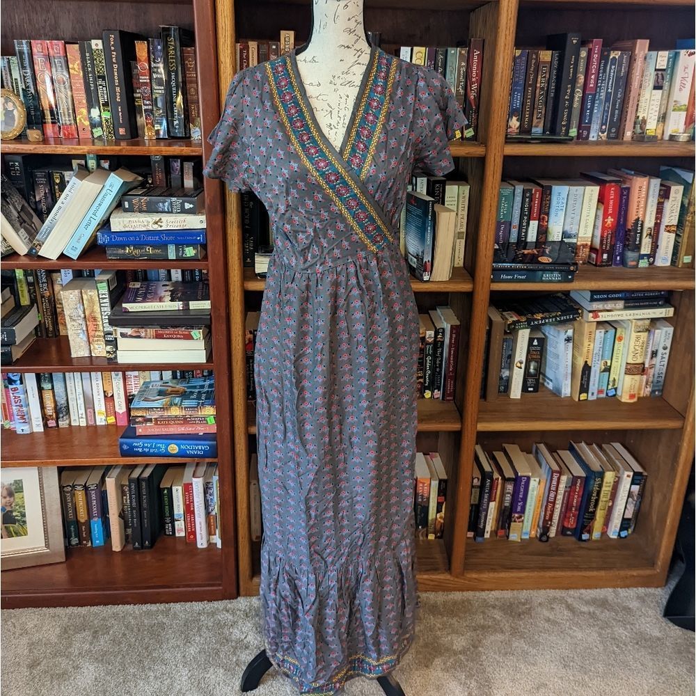 𝅺natural life flutter sleeve blue grey floral maxi wrap dress size M
